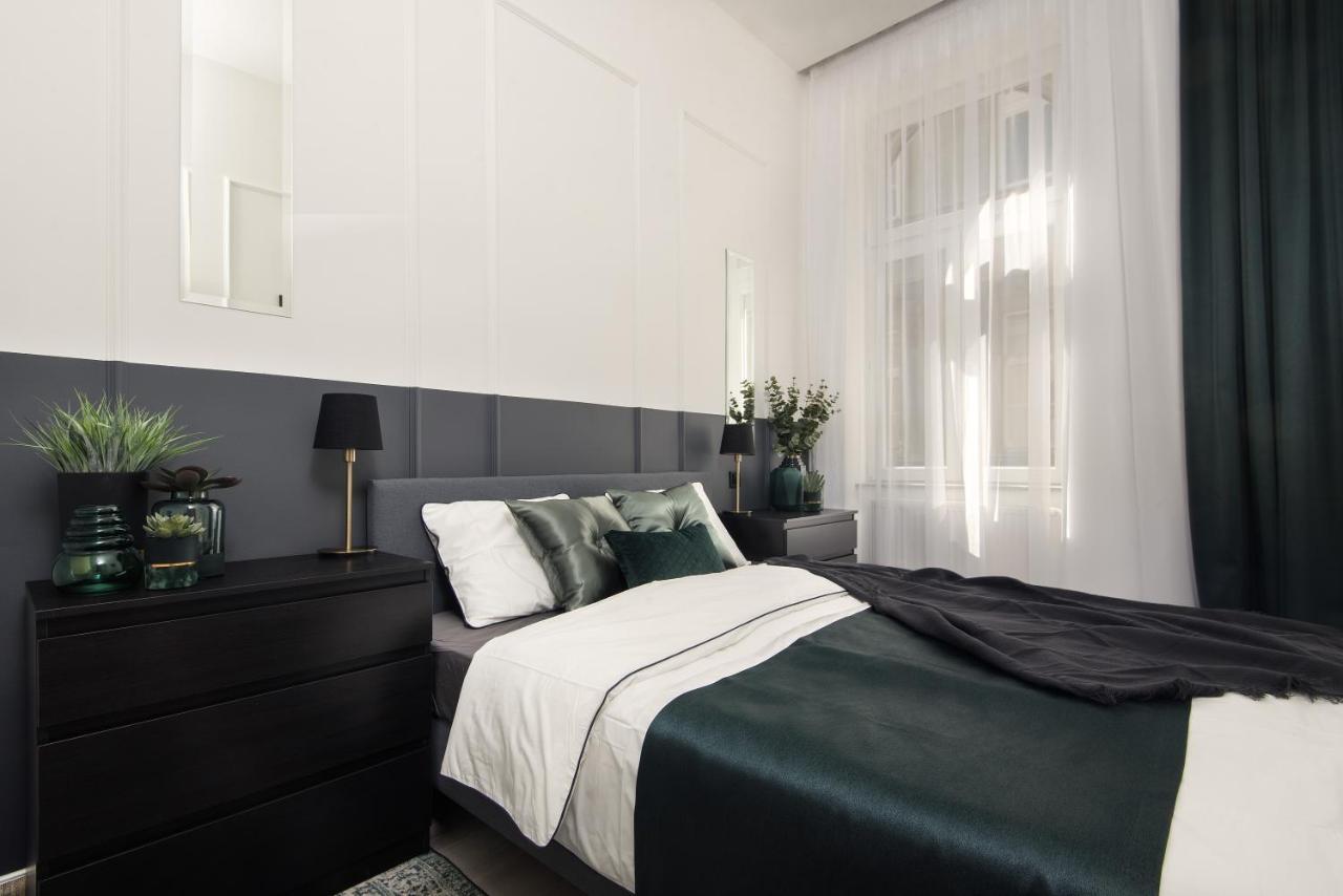 Hollo 3 Bedroom Downtown Apartment بودابست المظهر الخارجي الصورة