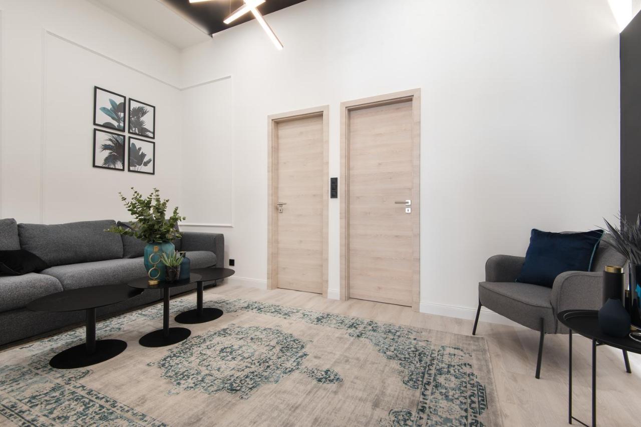 Hollo 3 Bedroom Downtown Apartment بودابست المظهر الخارجي الصورة